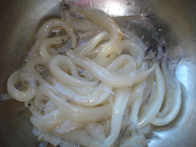 软炸银鱼步骤1