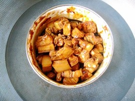蒸出来的红烧肉步骤5