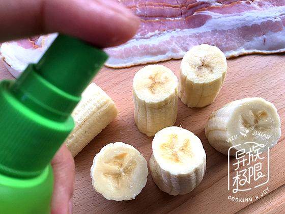 肉桂香蕉培根卷步骤4