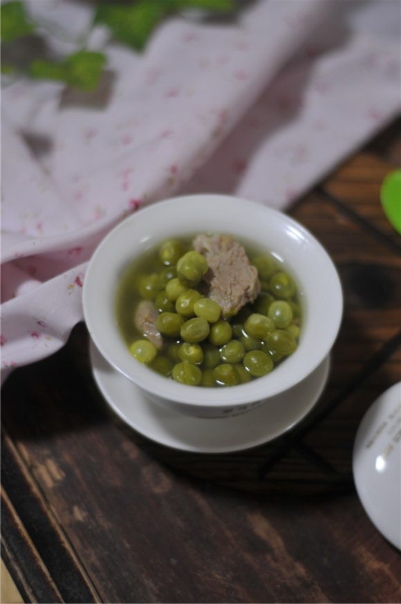 青豆炖排骨步骤4