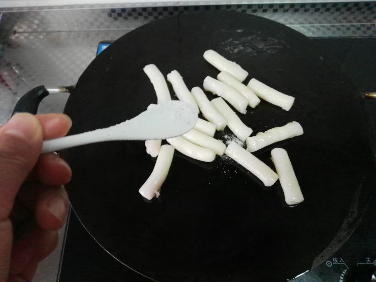 铁板煎年糕豆腐步骤6