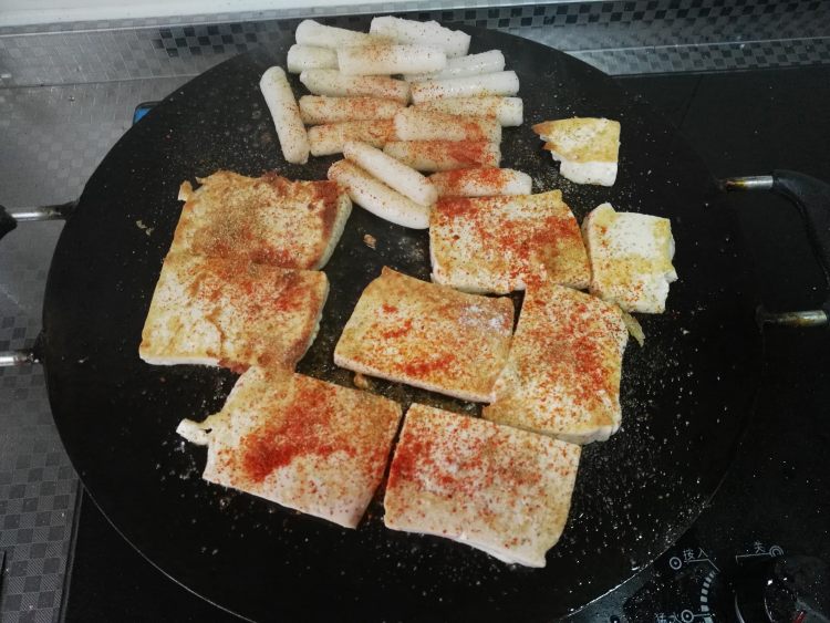 铁板煎年糕豆腐步骤9