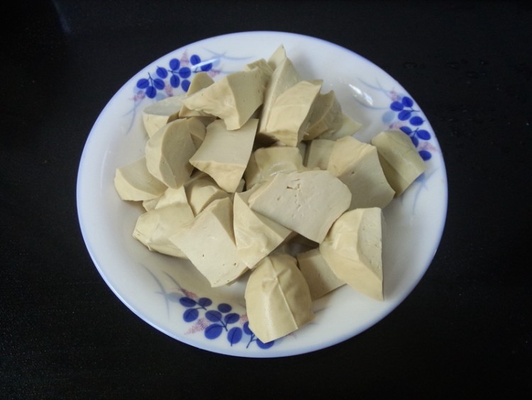 素鸡炖鸡步骤3