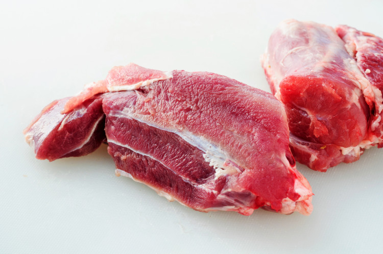 葱爆猪腱子肉步骤1