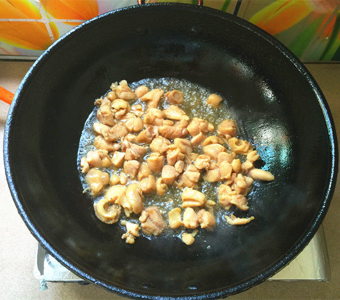 橄榄菜四季豆炒鸡肉步骤6