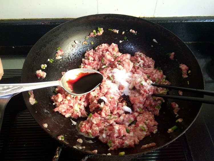 蒲公英肉馅馄饨步骤4