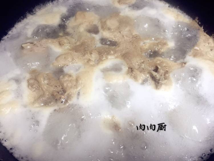 白萝卜羊肉煲步骤1