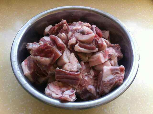 土豆炖羊肉步骤1