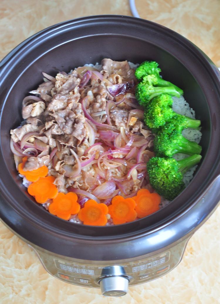 浇汁肥牛饭步骤9