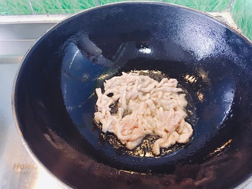 秋葵炒肉丝步骤7