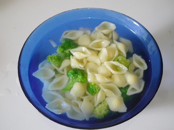 番茄火腿贝壳意面步骤6