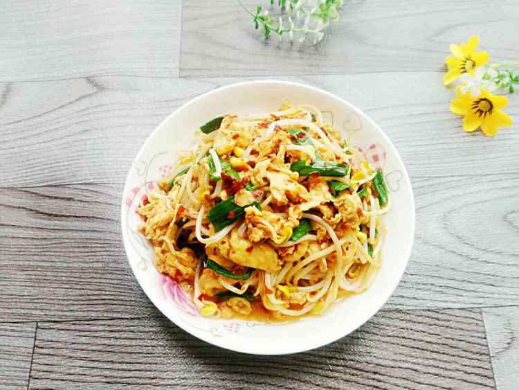豆芽炒蛋步骤9