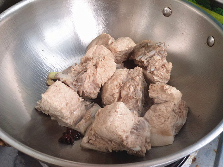 排骨炖榛蘑步骤5