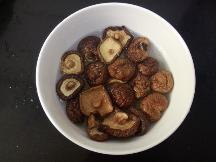 翡翠大白菜肉馅饺子步骤2