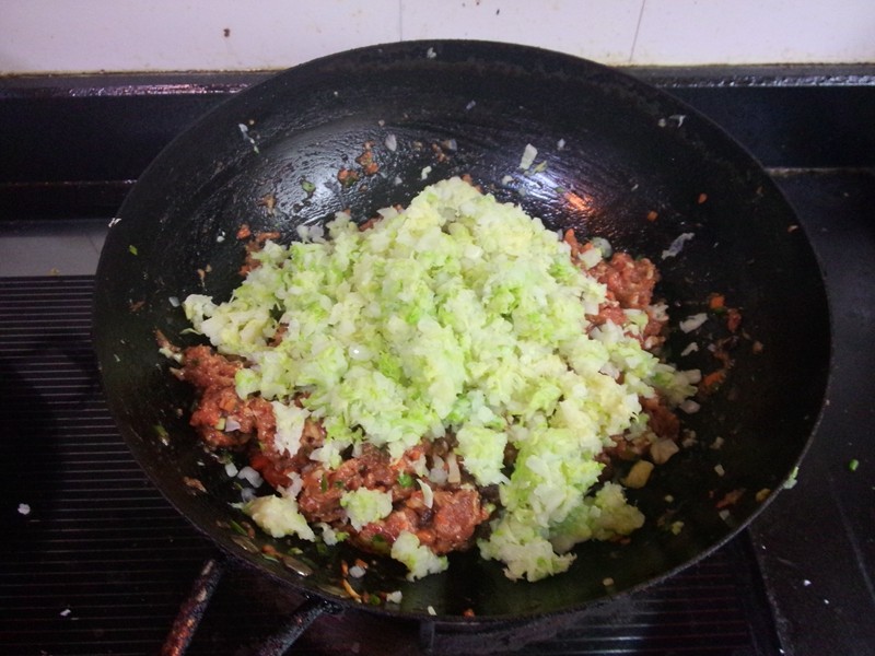 翡翠大白菜肉馅饺子步骤9