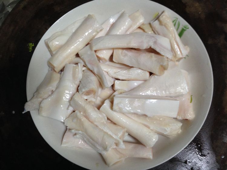 酱烧牛蹄筋步骤2