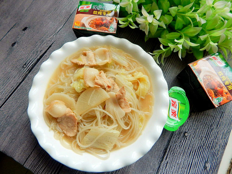 白菜粉条炖猪肉步骤12