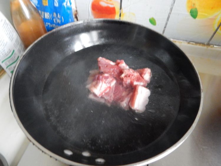 南瓜蒸排骨步骤3