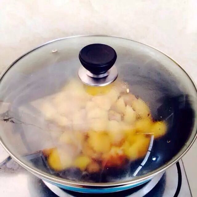 肉块烧土豆步骤9