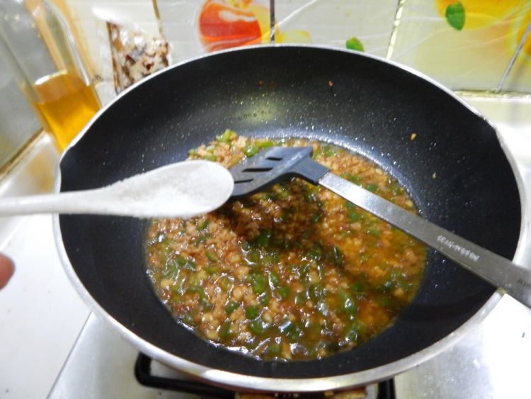 菜椒肉末浇茄子步骤14