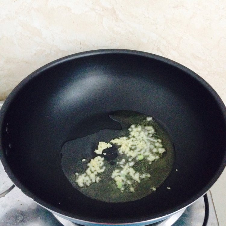 鸡肉丸烧冬瓜步骤3