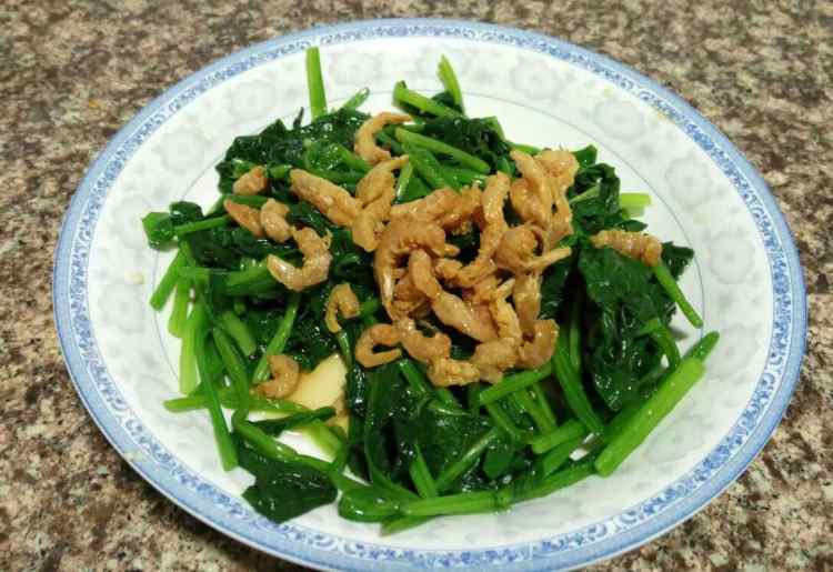 虾米拌菠菜步骤7