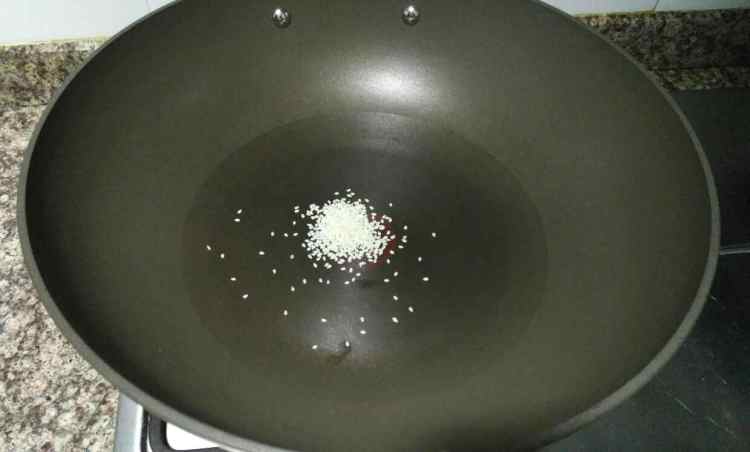 虾米拌菠菜步骤8