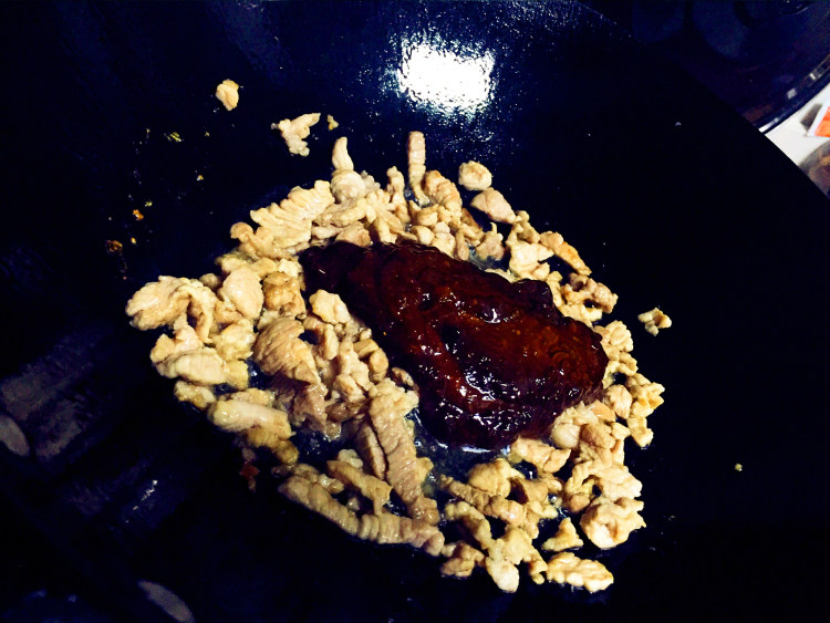 酱香肉末茄条步骤3