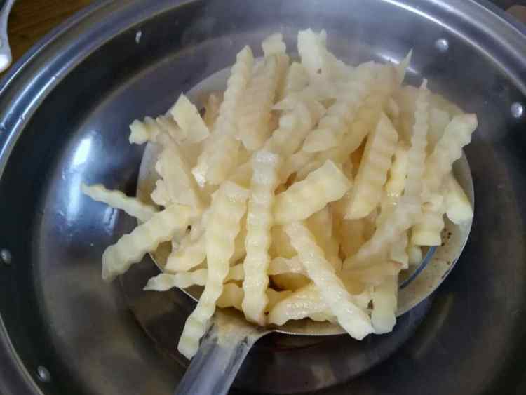自然辣味土豆条步骤4