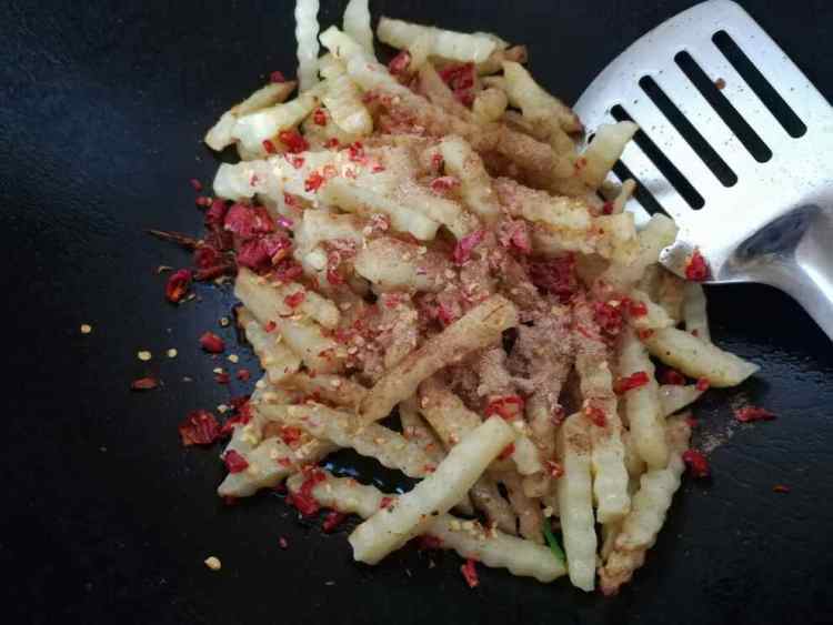自然辣味土豆条步骤8
