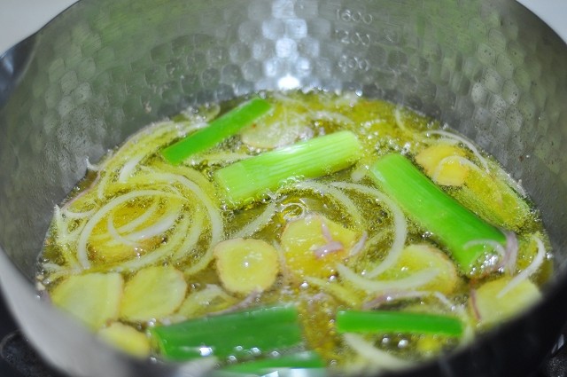 红油鱼片步骤2