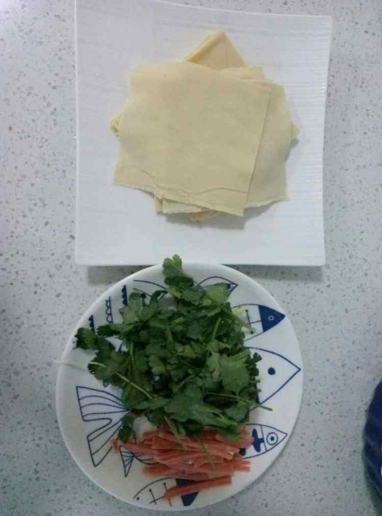 烤干豆腐菜卷步骤1