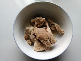 水晶羊肉步骤3