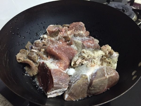 卤牛肉步骤4