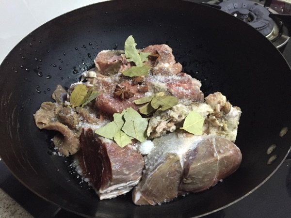 卤牛肉步骤5