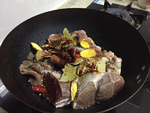 卤牛肉步骤9