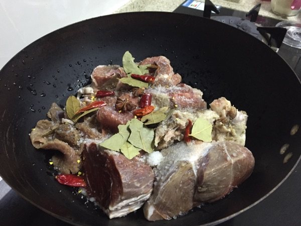 卤牛肉步骤6
