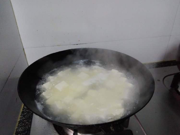 简易版麻婆豆腐步骤1