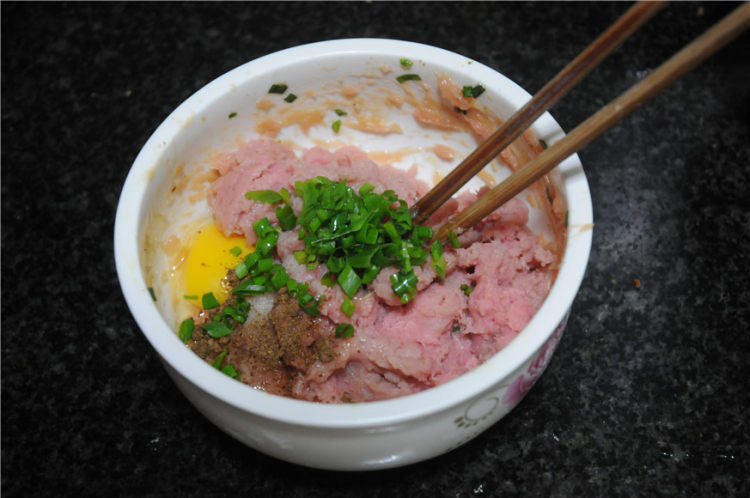 肉丸#本味家乡菜#步骤2
