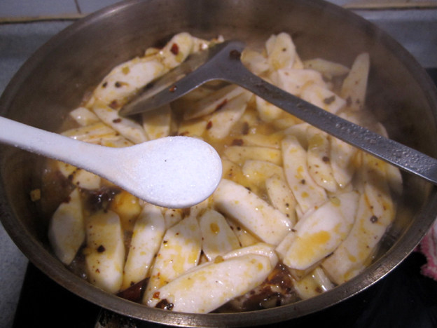 砂锅腊肉炒山药#本味步骤9