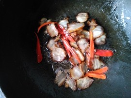 腊肉小炒#本味家乡菜#步骤5