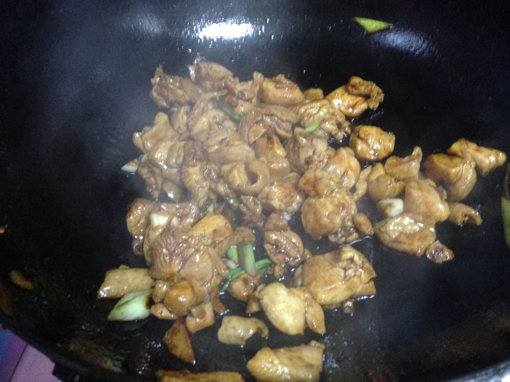 鸡丁炒土豆步骤10