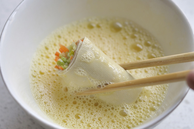 煎豆腐卷步骤5