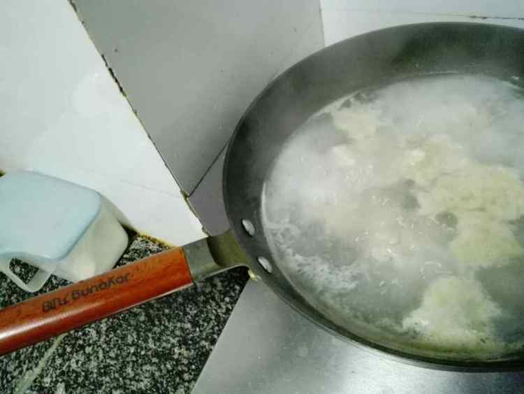 卤羊蹄步骤3