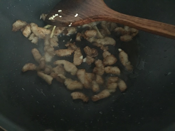 家常炒肉#非转基因金步骤3