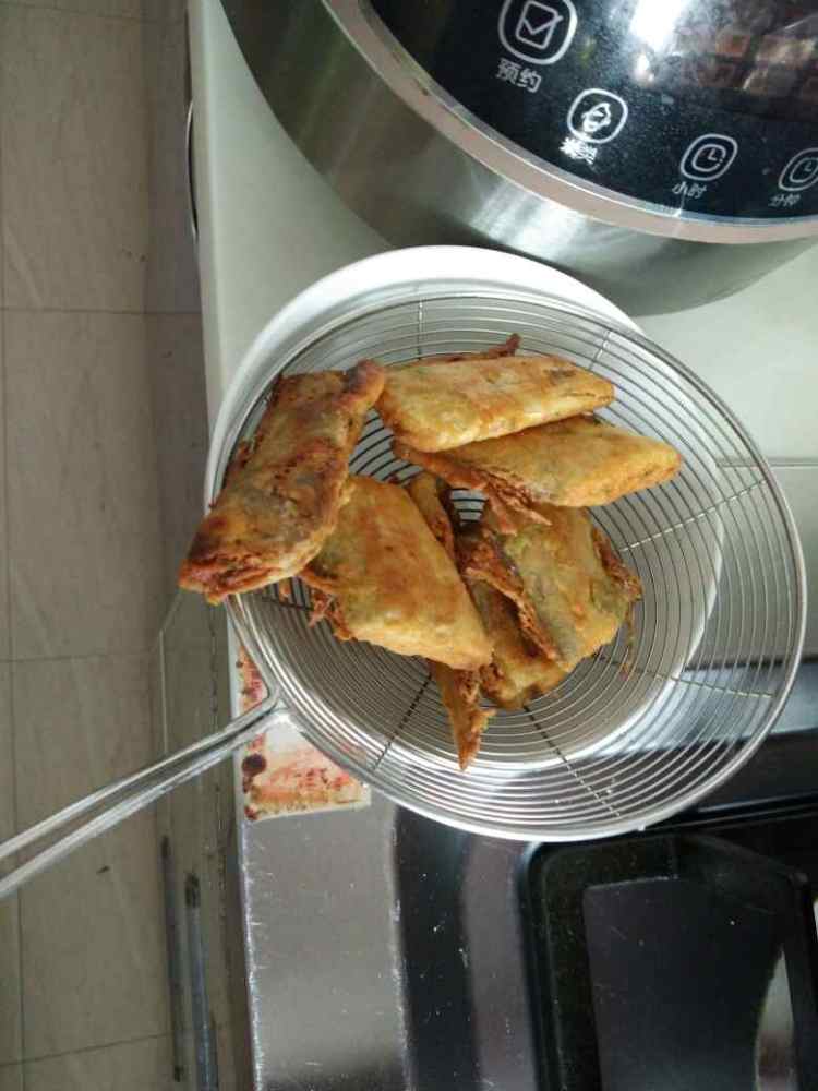 炸带鱼步骤8
