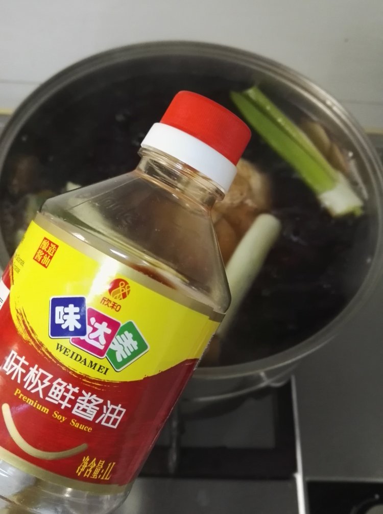 酱肘子步骤8