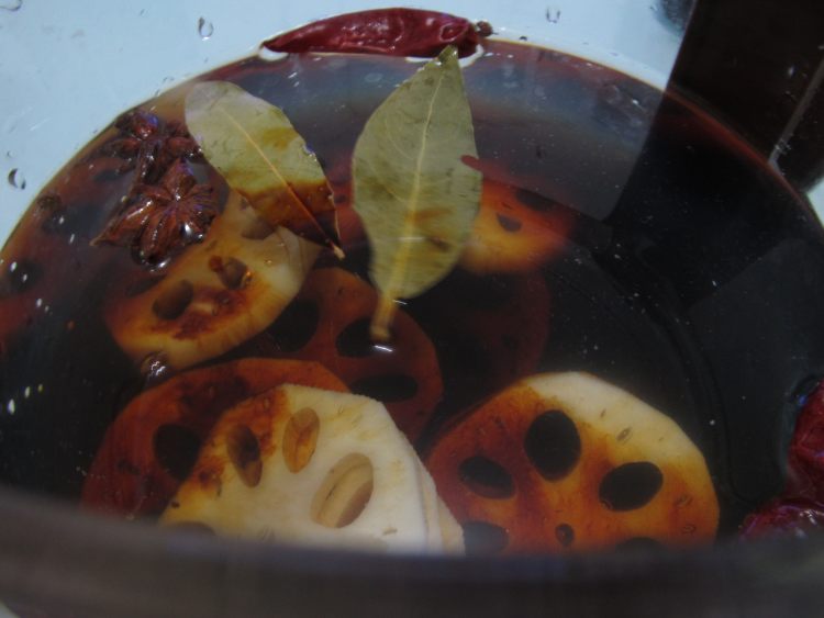 卤藕片步骤6