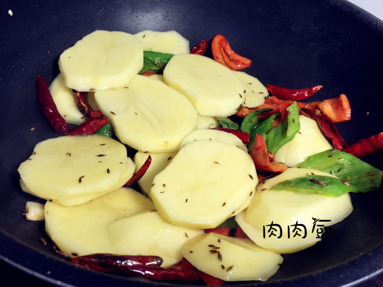 孜然土豆片步骤4
