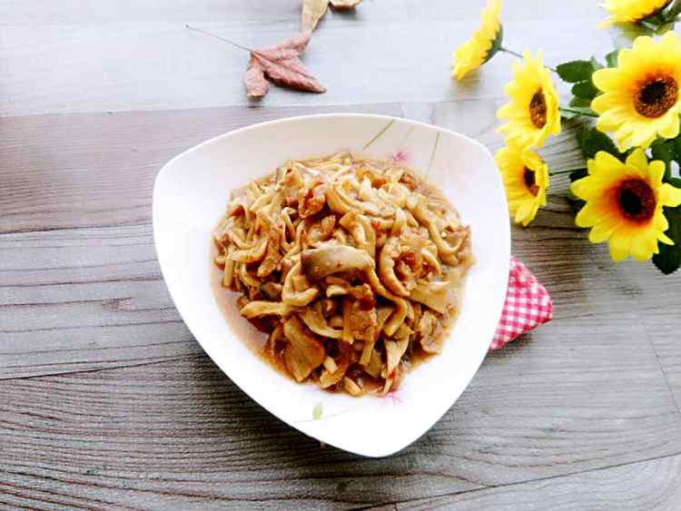 平菇炒肉步骤11